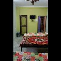 PG GIRLS in B-15 Maitri Park, Sion Tranbay Road, V.N. Purav Marg, Chembur 400071