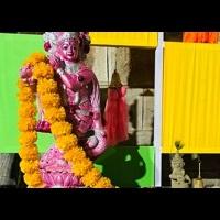 Rekha Searching For Place in Shivajinagar, Pune, Maharashtra, India