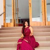 Isha Searching For Place in Andheri East, Mumbai, Maharashtra, India