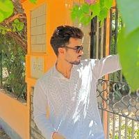 Aman Parakh Searching For Place in Kolkata, West Bengal, India