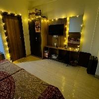 Yash Garg Searching Flatmate in U Block, DLF Phase 3, Sector 24, Gurugram, Haryana, India