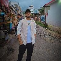Rohit Saini Searching For Place in Delhi, India