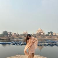 Kanishka Searching For Place in Pune, Maharashtra, India