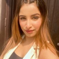 Misti Searching For Place in Noida, Uttar Pradesh, India