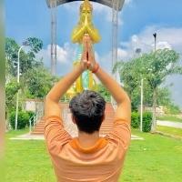 Prince Jaat Searching For Place in Delhi, India