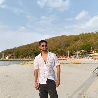 Deepak Rana Searching For Place in Noida, Uttar Pradesh, India