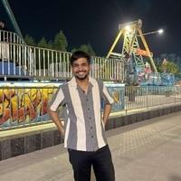 Abhinav Searching For Place in Vastrapur, Ahmedabad, Gujarat, India
