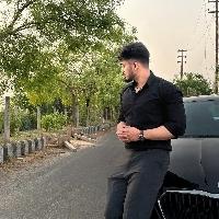 Tushar Searching For Place in Karol Bagh, New Delhi, Delhi, India