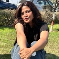 Rajlakshmi Searching For Place in Chandigarh, India