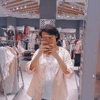 Jiya Jain Searching For Place in Gurgaon, Haryana, India