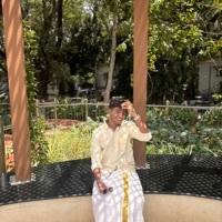 Dinesh Chavan Searching For Place in Charni Road, Opera House, Girgaon, Mumbai, Maharashtra, India