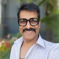 Pravin Badhe Searching Flatmate in Uttarayan CHSL, Gokul Nandanvan Co-operative Society, Radha Krishna Nagar, Aghadi Nagar, Andheri East, Mumbai, Maharashtra, India