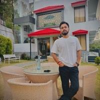 Vivek Saklani Searching For Place in Chhatarpur, New Delhi, Delhi, India