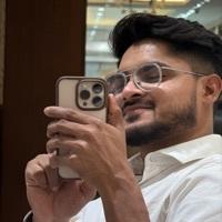 Dr Ashish Searching Flatmate in theDschool, Law College Road, above Barista Coffee Company, Erandwane, Pune, Maharashtra, India