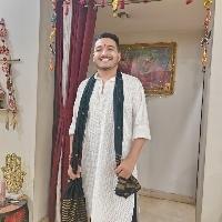 Dhananjay Searching For Place in Sukhdev Vihar - Metro Station, Masihgarh, Okhla, New Delhi, Delhi, India