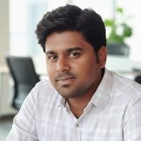 Maheen Searching For Place in Kochi, Kerala, India