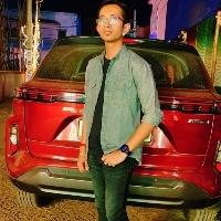 Swagnik Singha Searching For Place in New Delhi, Delhi, India