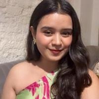 Surbhi Verm Searching For Place in Shalimar Bagh Metro, Ashok Vihar Xing, Block AG, Poorbi Shalimar Bag, Shalimar Bagh, Delhi, India