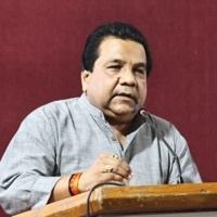 Rakesh Singh Searching For Place in Lokhandwala Circle, Swami Samarth Nagar, Lokhandwala Complex, Andheri West, Mumbai, Maharashtra, India