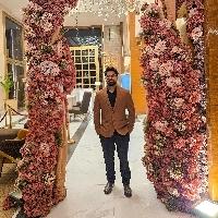 Deepak Searching For Place in Hauz Khas, New Delhi, Delhi, India