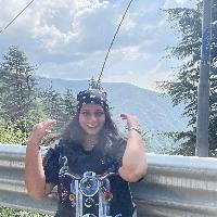 Shivani Searching For Place in Sector 62, Noida, Uttar Pradesh, India