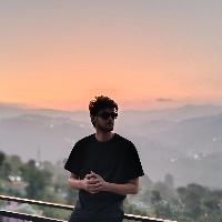 Raj Arya Searching For Place in Delhi, India