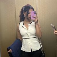 Shireen Sharma Searching For Place in Jaipur, Rajasthan, India