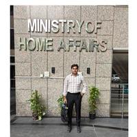 Akhil Garg Searching Flatmate in Saket, IGNOU Main Road, Pocket E, Bees Sutri Harijan Basti, Sainik Farm, New Delhi, Delhi, India
