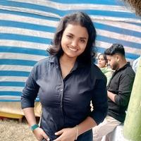 Mou Kayal Searching For Place in College More, EN Block, Sector V, Bidhannagar, West Bengal