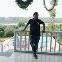 Manish Sahu Searching For Place in Byculla, Mumbai, Maharashtra, India