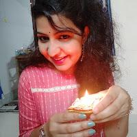 Pooja Searching For Place in Aliganj, Lucknow, Uttar Pradesh, India